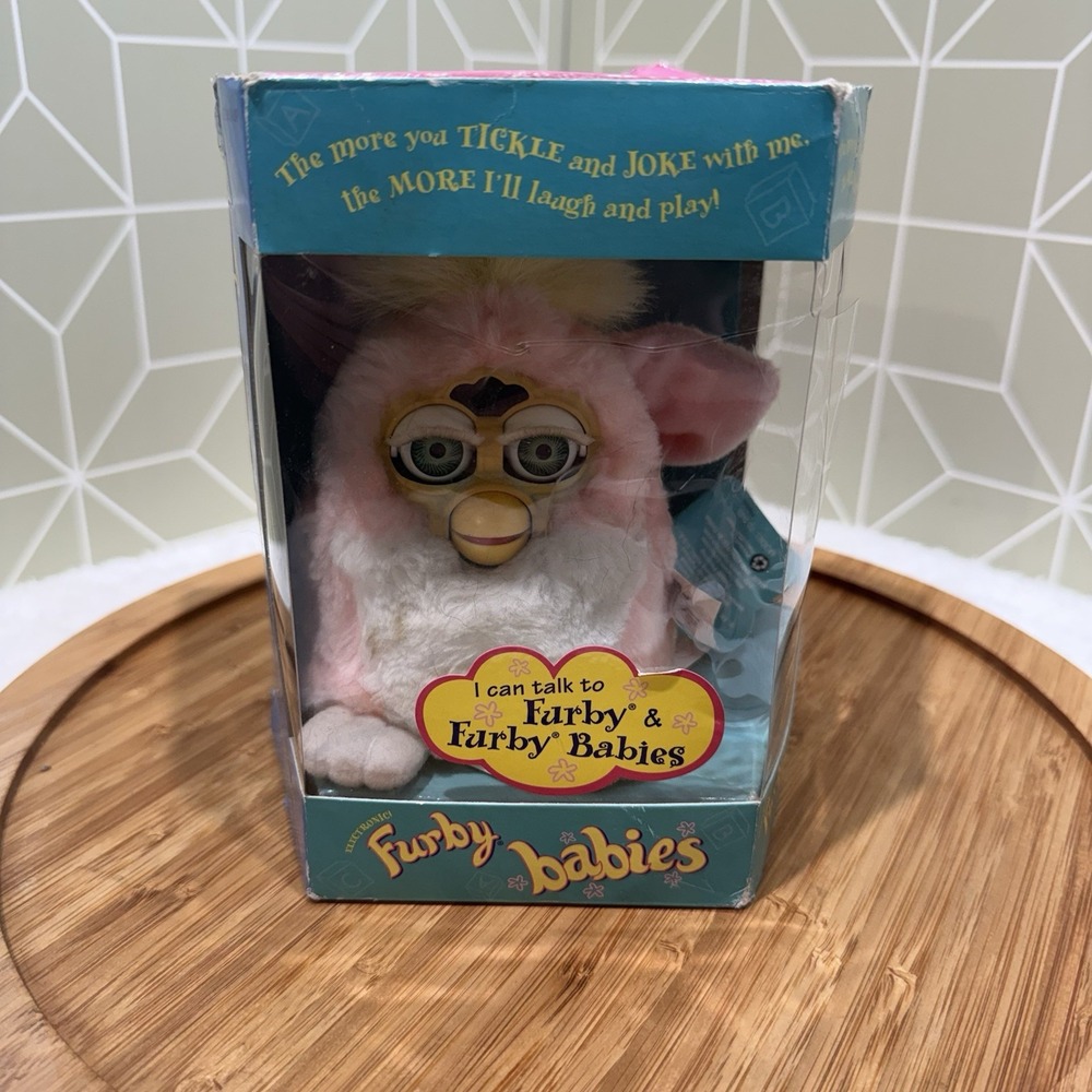 1999 Furby Babies‎ Pink  70-940 Tiger Electronics  in Box